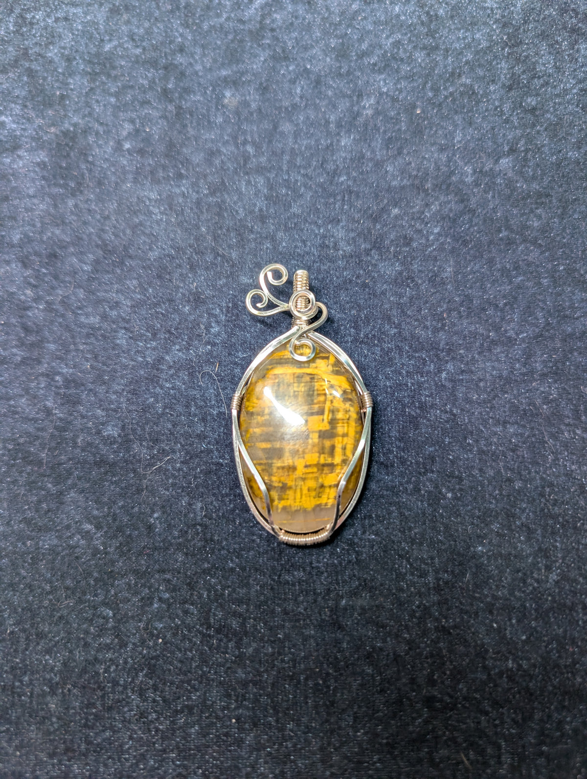 Nellite Wire Wrapped Pendant