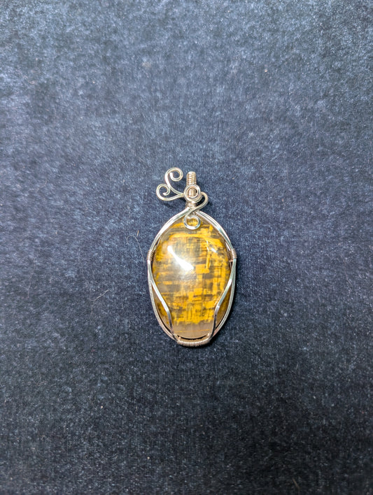 Nellite Wire Wrapped Pendant